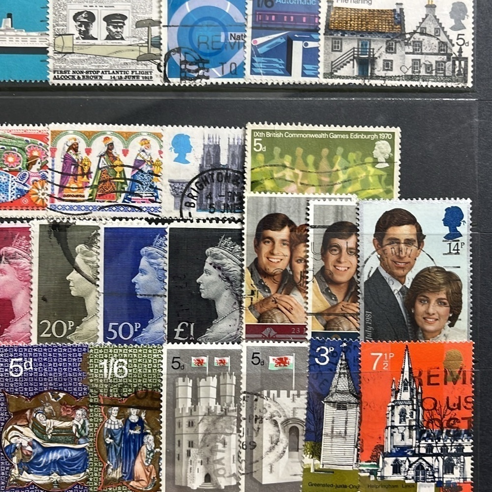 Britain Postage Stamps #8 - Picture 2 of 5